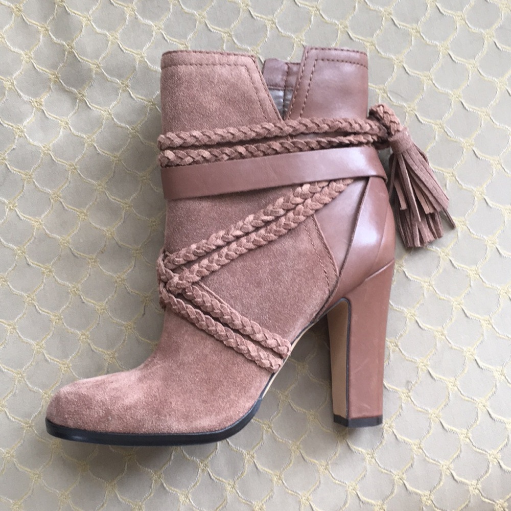 Vince Camuto suede braided booties NWB 6.5